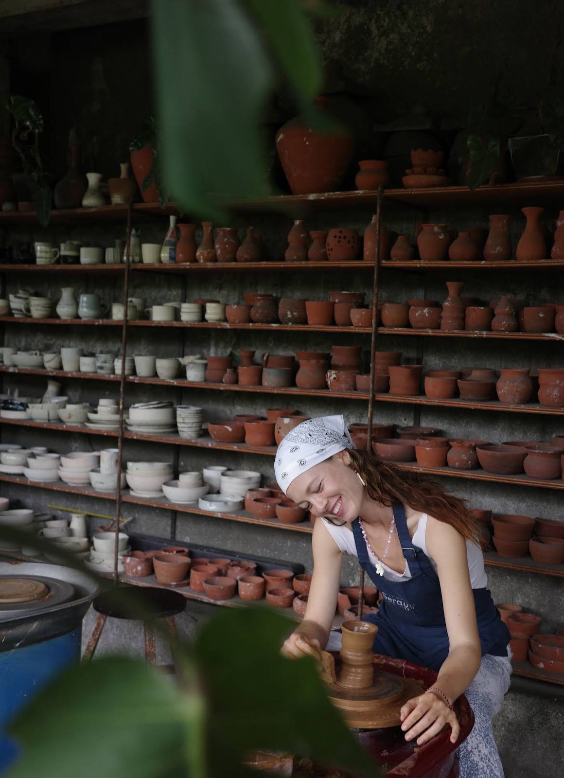 Ubud: Pottery Class Throwing Fun Activity